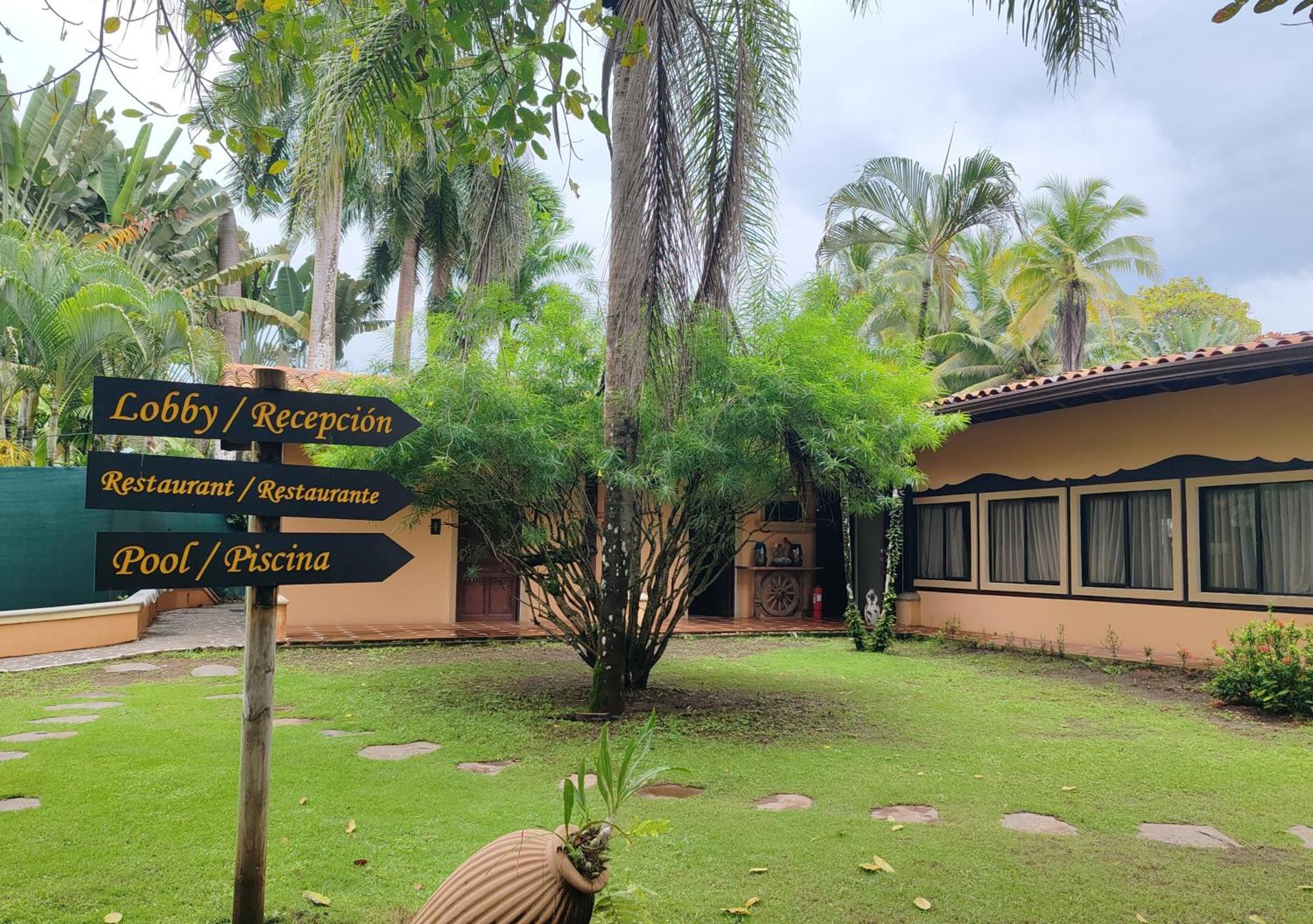 Marenaz Oceanfront Resort Esterillos Este Eksteriør billede