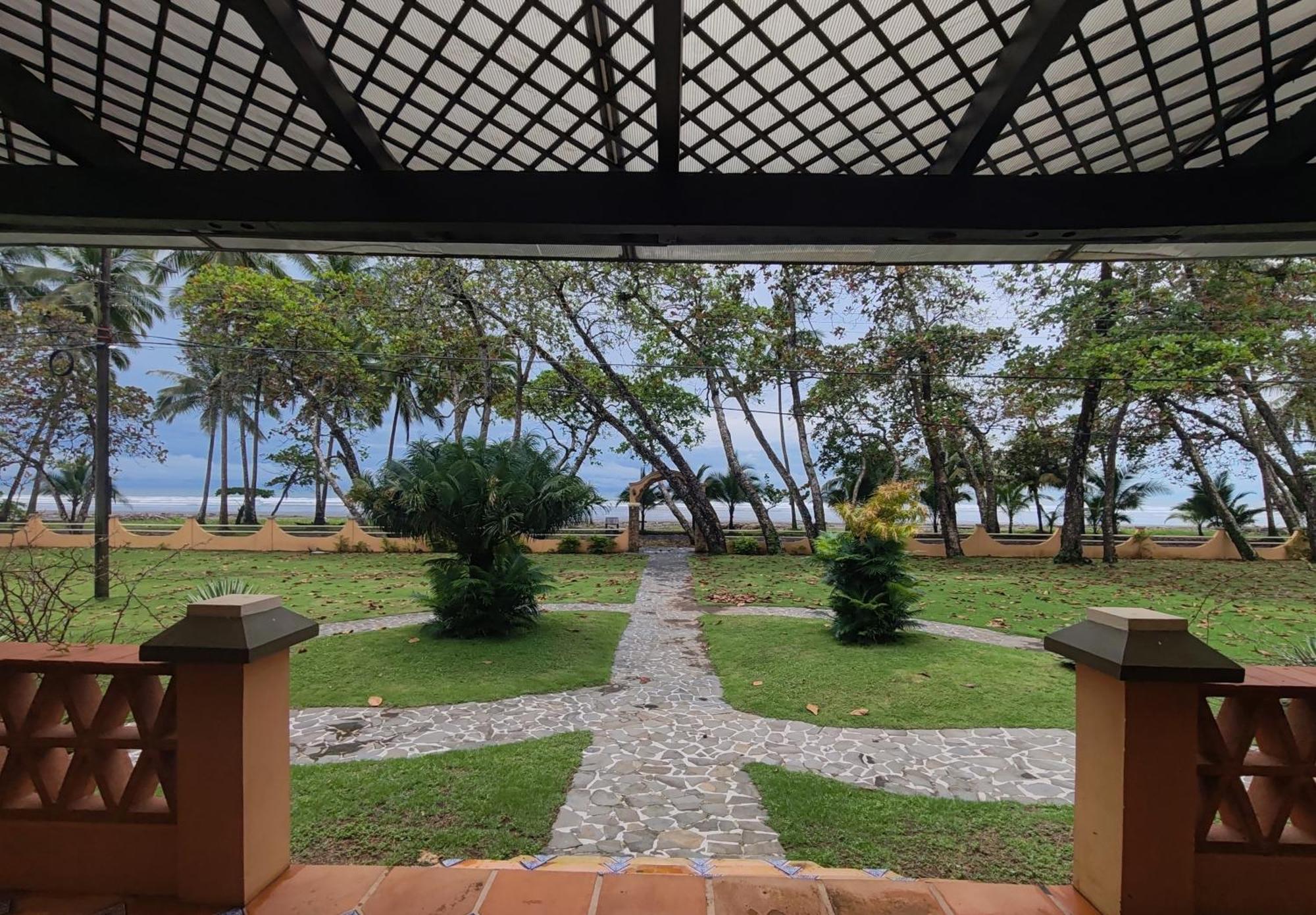 Marenaz Oceanfront Resort Esterillos Este Eksteriør billede