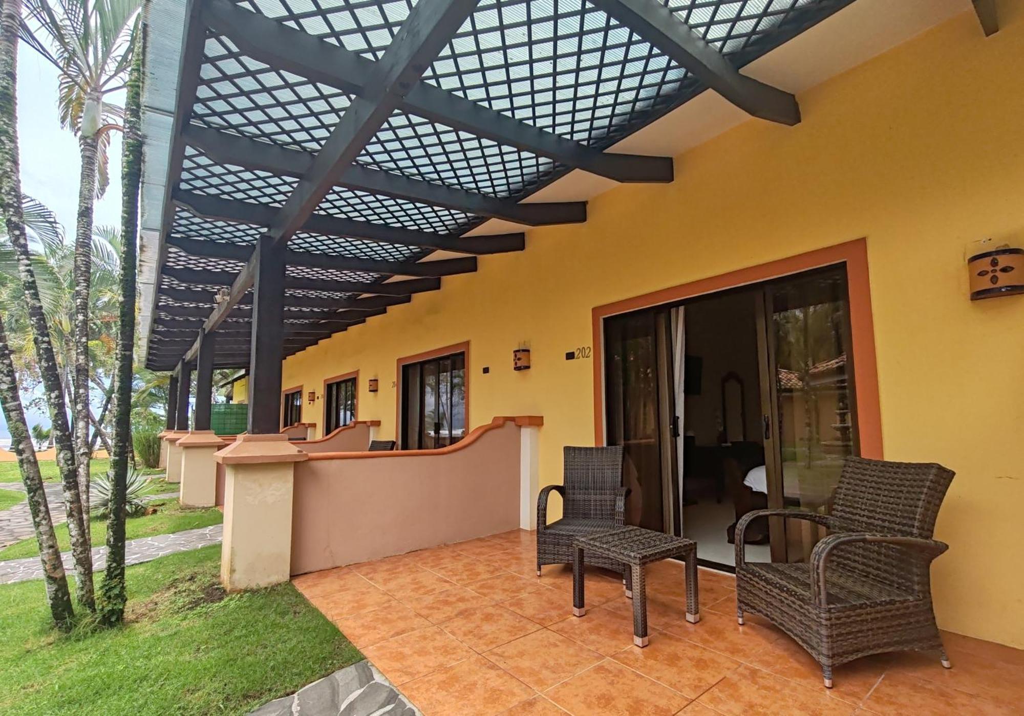 Marenaz Oceanfront Resort Esterillos Este Eksteriør billede