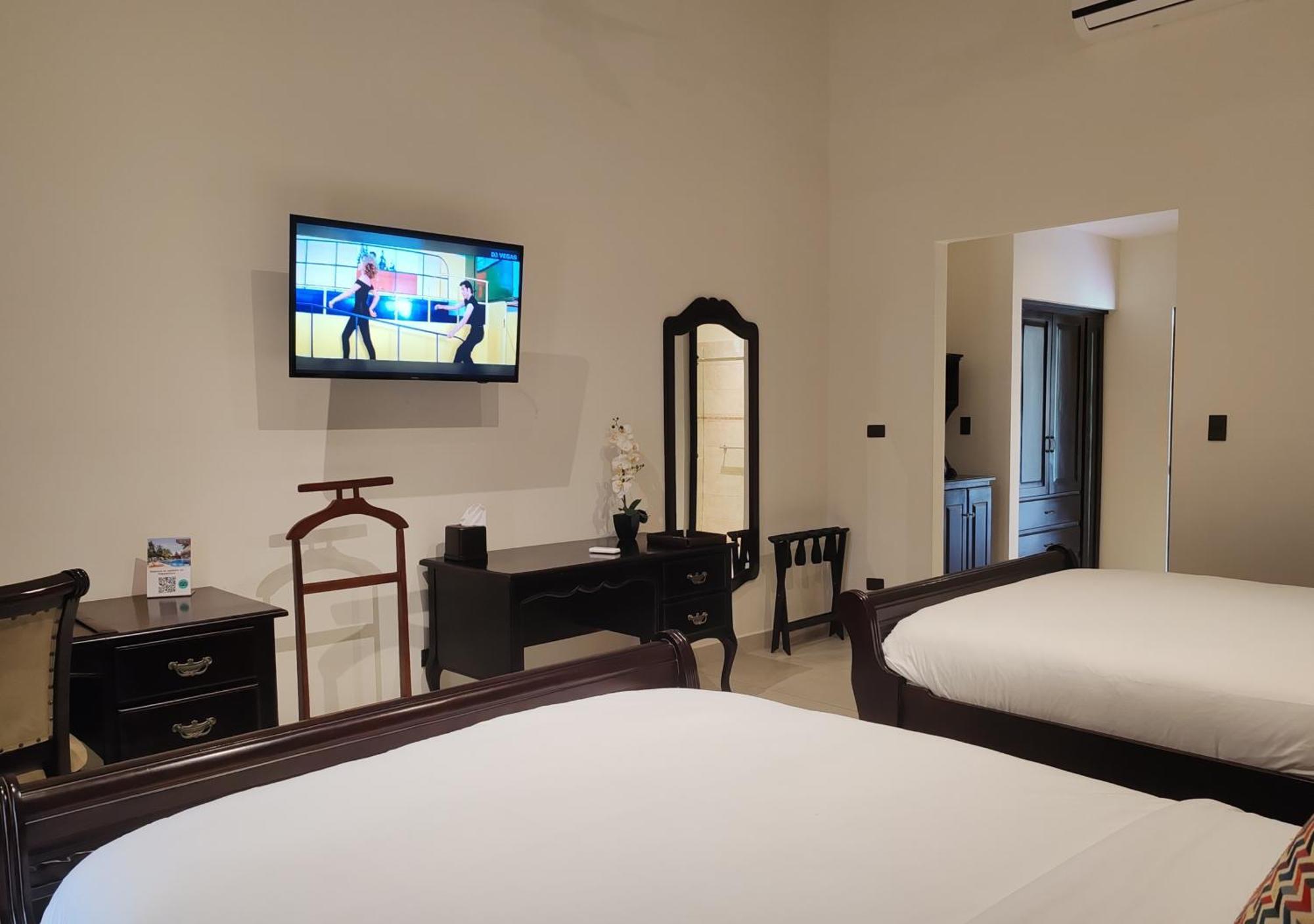 Marenaz Oceanfront Resort Esterillos Este Eksteriør billede