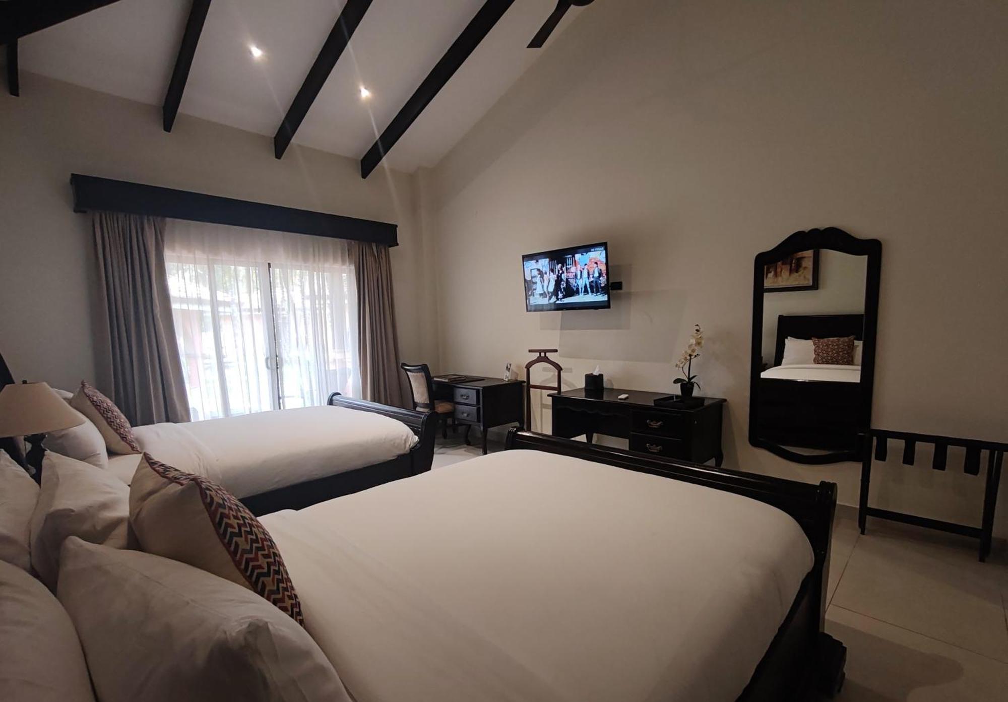 Marenaz Oceanfront Resort Esterillos Este Eksteriør billede